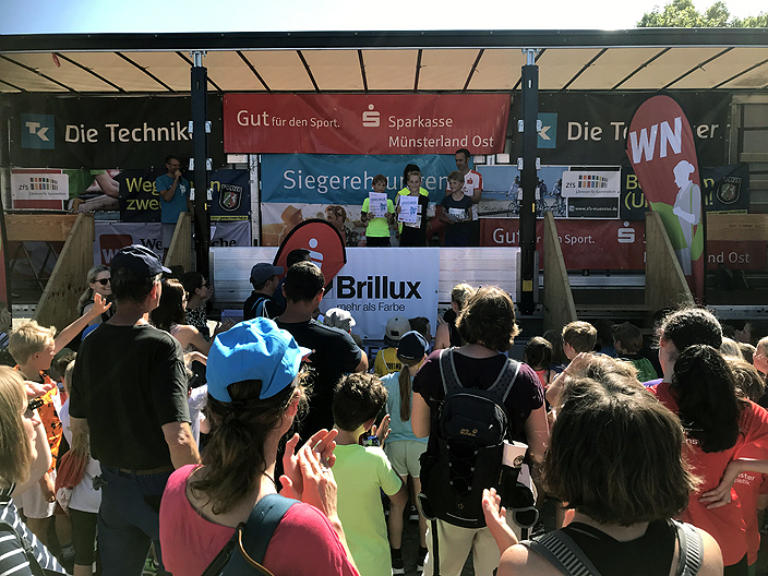 Siegerehrung bei den U12-Jungen ...