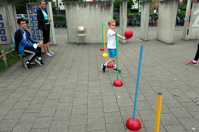 Slalom-Balancieren,