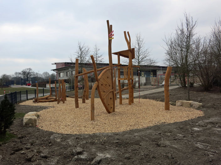 Spiel- unnd Klettergerät 2013