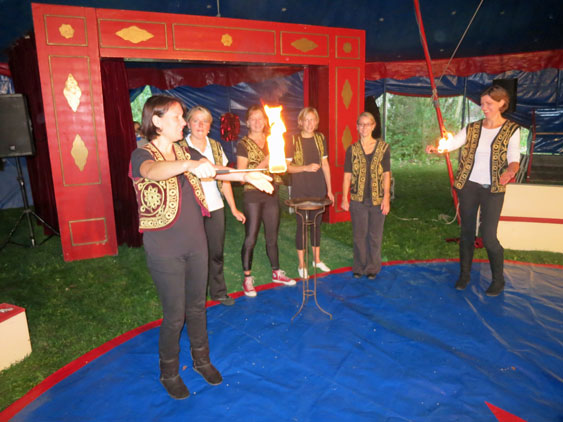 Zirkus 2013 - Probe Eltern Feuer