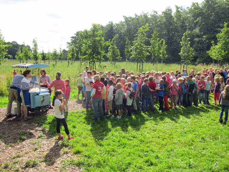 Wandertag 2012 - Eiswagen