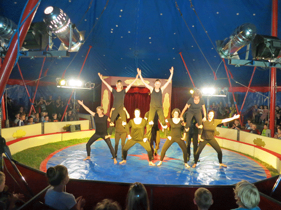 Zirkus-Eltern 2018 Vorstellung