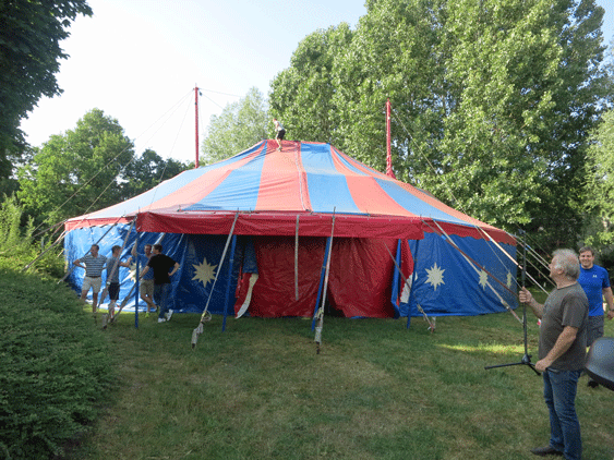 Zirkuszelt 2018 Aufbau